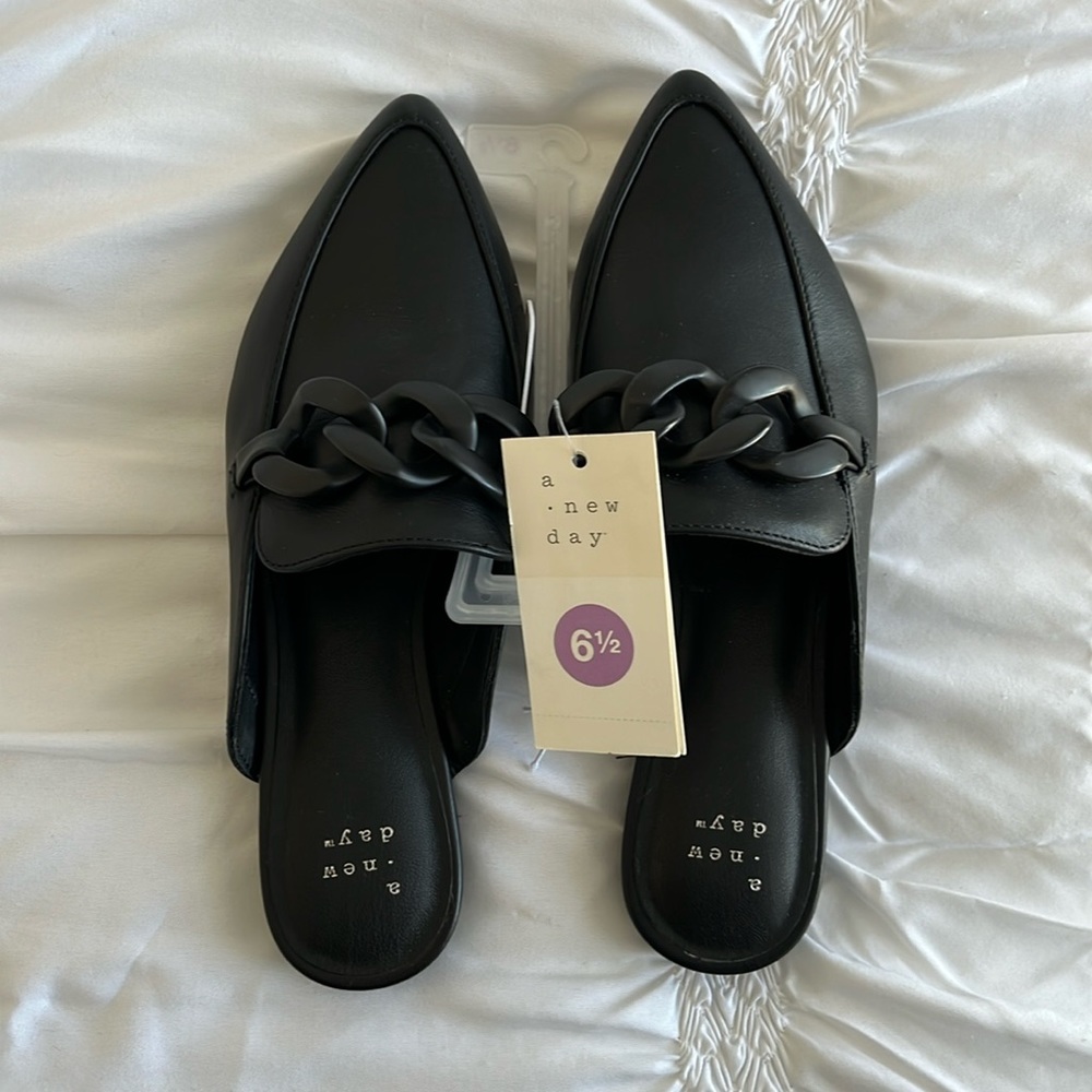 NWT black mules